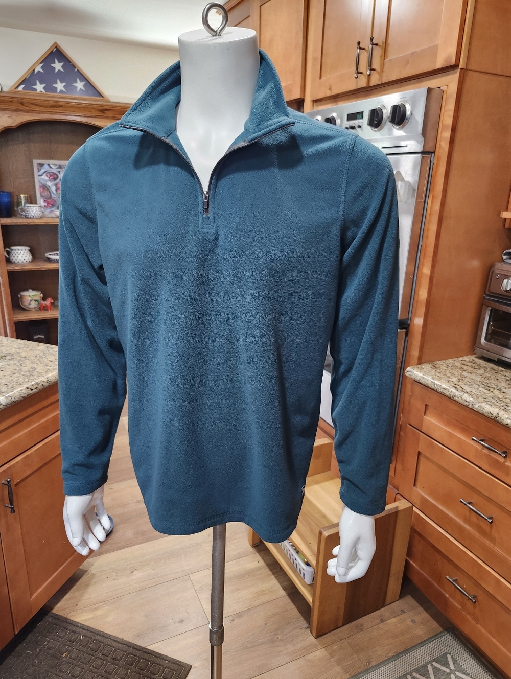 Eddie Bauer Men's Long Sleeve Empress Teal 1/4 Zip Light Pullover In Size M